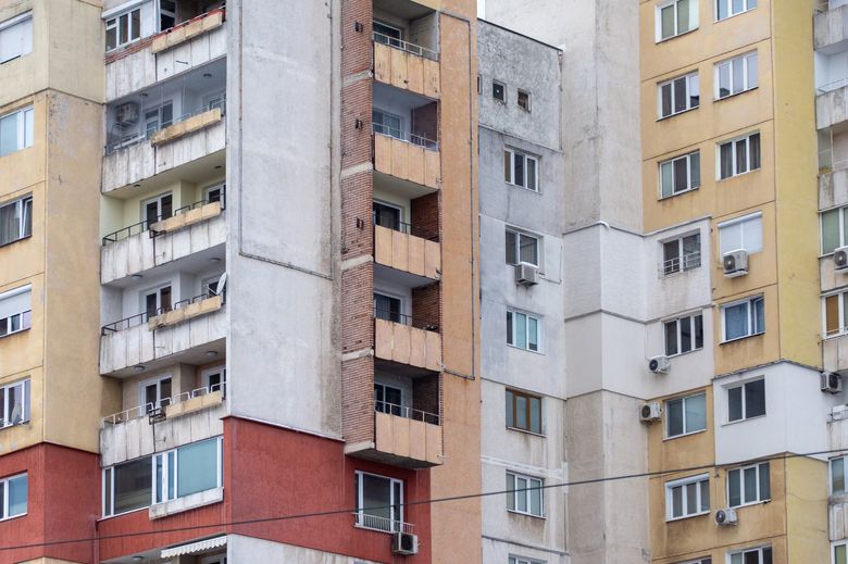Какие нормативы шумоизоляции действуют для инженерных коммуникаций в новостройках